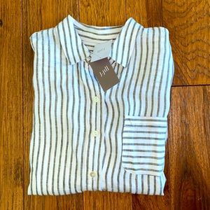 NWT- J. Jill Button Down Linen top